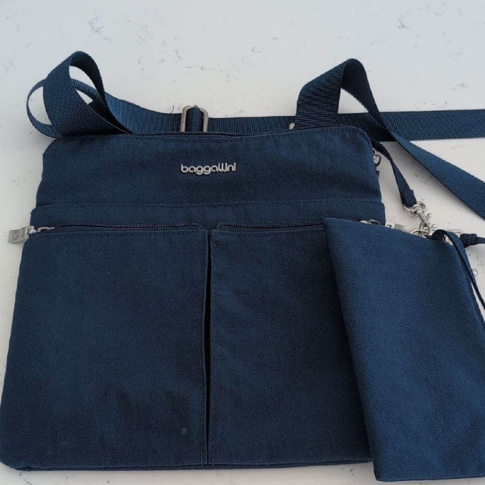 Baggallini Dark Blue Crossbody Bag with Accessory Pouch